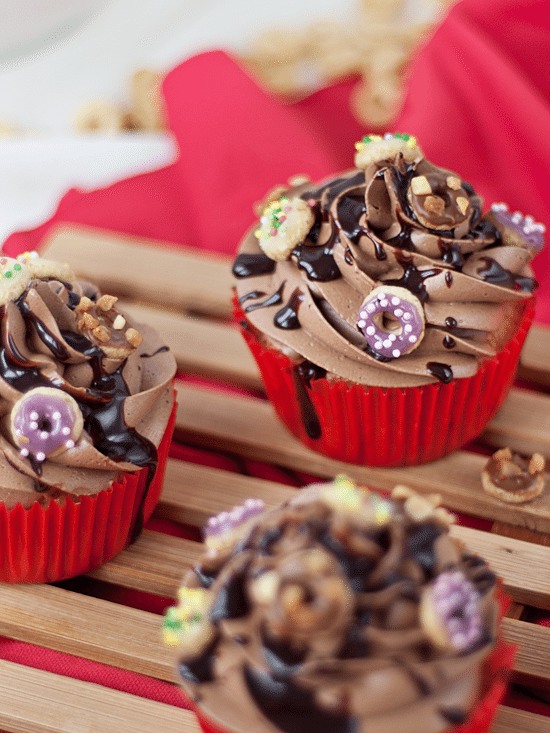 Cupcakes-Sprinkle-Donuts-3