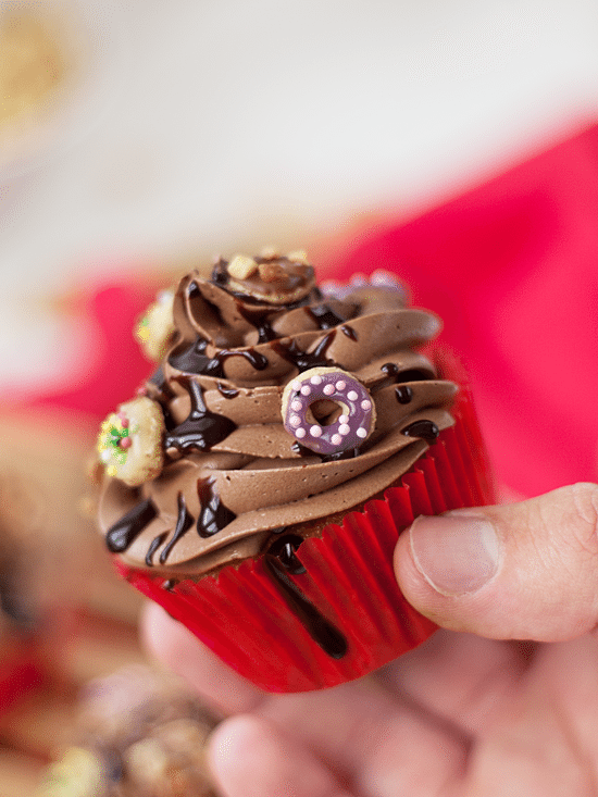 Cupcakes-Sprinkle-Donuts-4