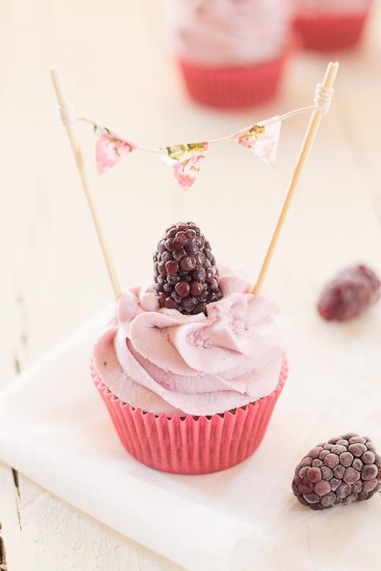 Cupcakes-Bunting-7