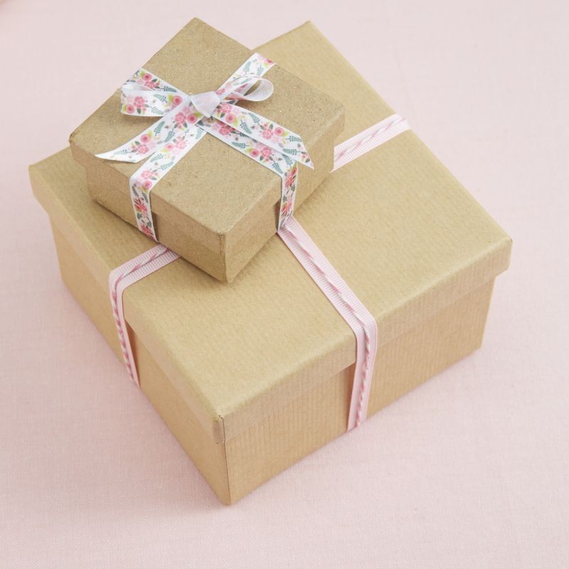 Cintas + Baker´s Twine Vintage Floral