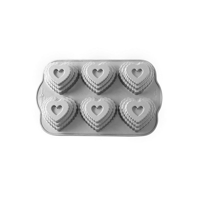Molde 6 cavidades Tiered Heart Cakelet Pan Nordic Ware