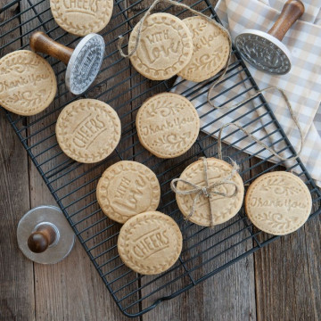 Sello/Estampación de galletas Greetings Heirloom Cookie Nordic Ware
