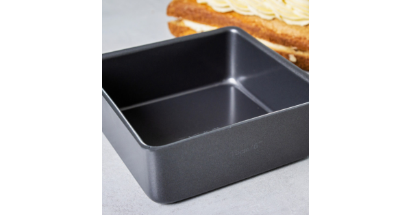 Molde bizcocho cuadrado con base desmontable 15cm x 6 cm Master Class Kitchen Craft