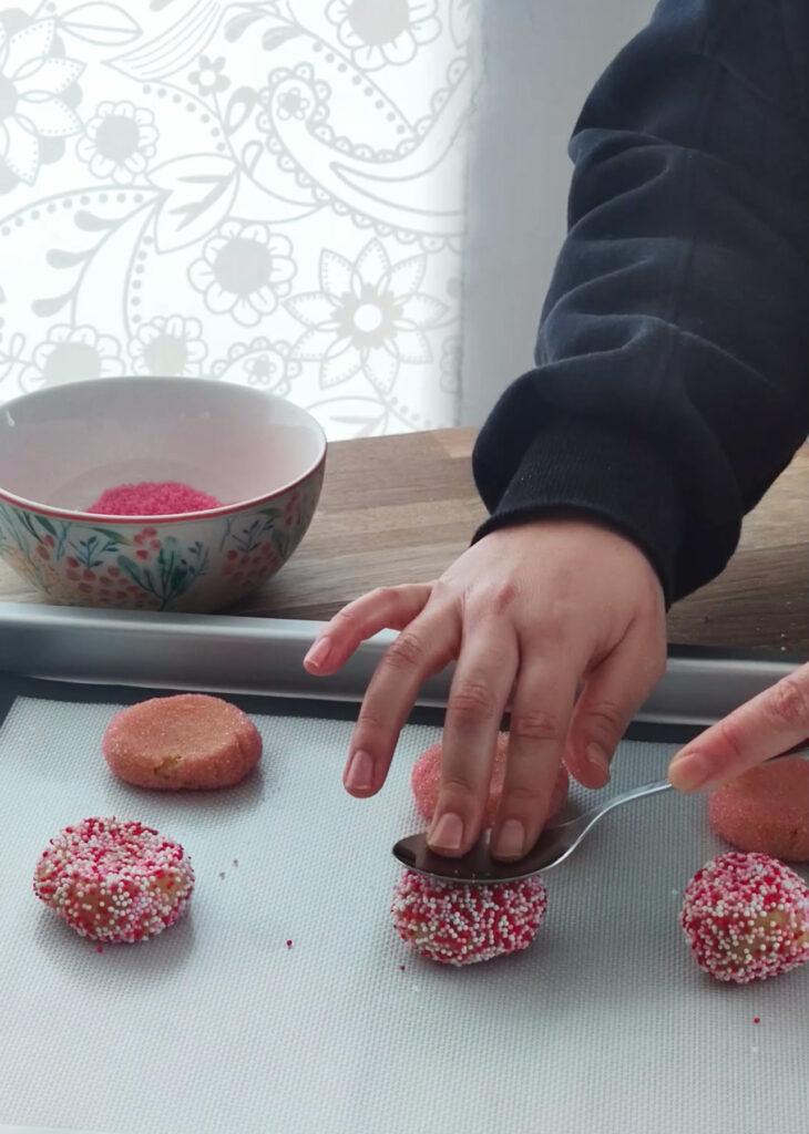 Receta de galletas de San Valentín con Centro de Beso Receta de galletas de San Valentín con Centro de Beso